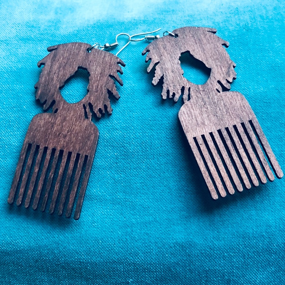 HAND MADE Exciting vintage wooden Comb Earrings.